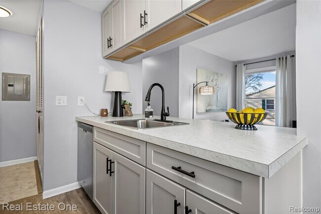 Building Photo - 2917 Rockford