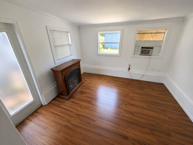 Building Photo - 18550 SE 24th Pl