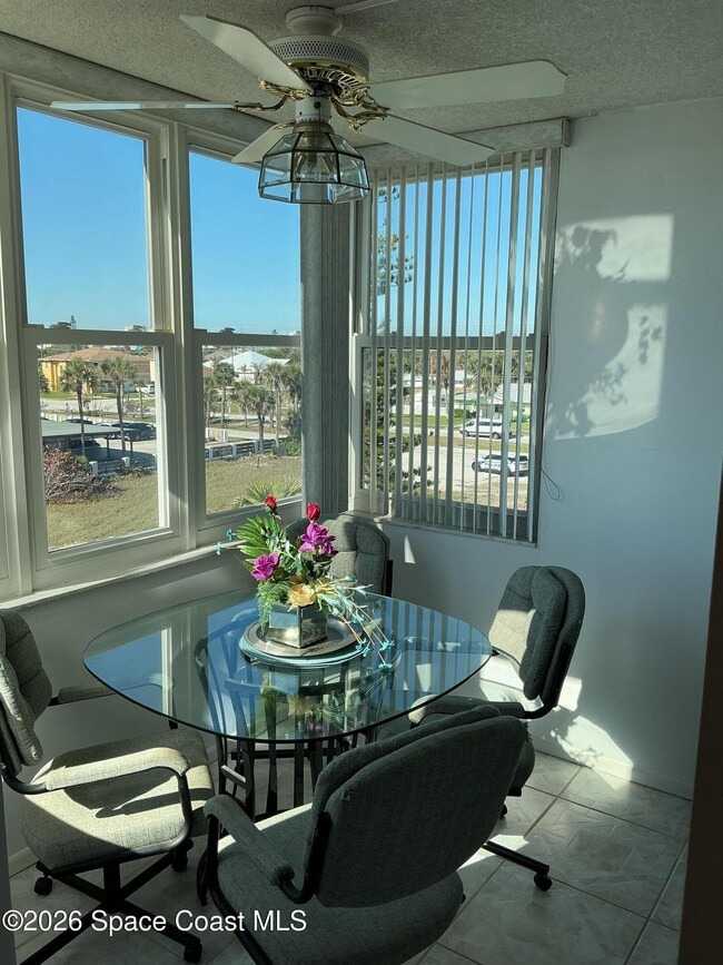 Building Photo - 4700 Ocean Beach Blvd