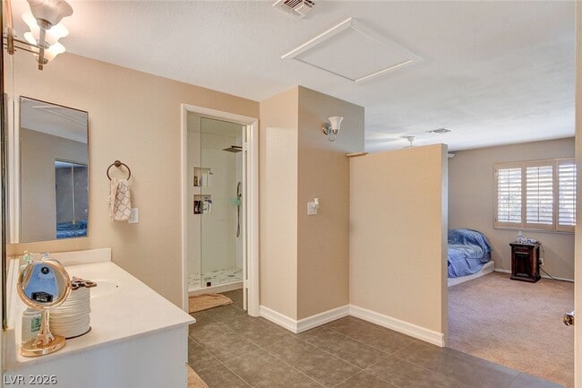 Building Photo - 2408 El Cortez Ave