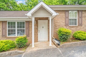 Building Photo - 3518 Acorn Woods Way,