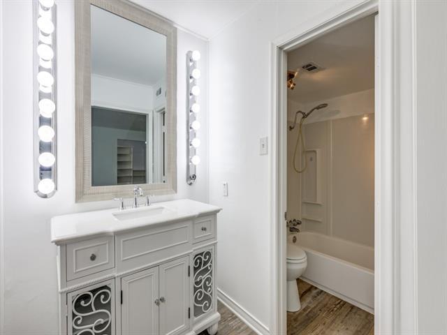 Building Photo - 7522 Wellcrest Dr