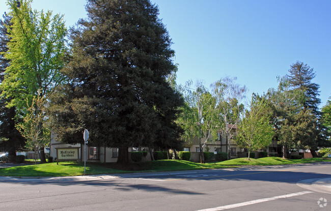 Building Photo - McKinley Garden Apartments