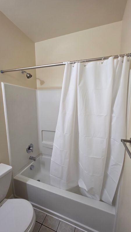 Building Photo - 225 Pemberton Rd