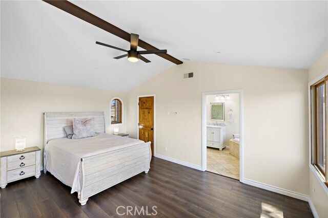 Building Photo - 1609 S Ola Vista