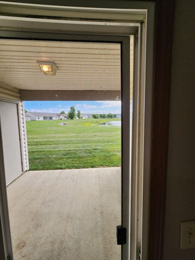 Building Photo - 2399 Hopkins Dr