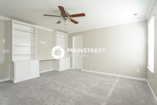 Building Photo - 4 Bedroom Pet-Friendly Home in Wake Forest...