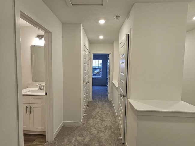 Building Photo - 13805 Gatsby Dr