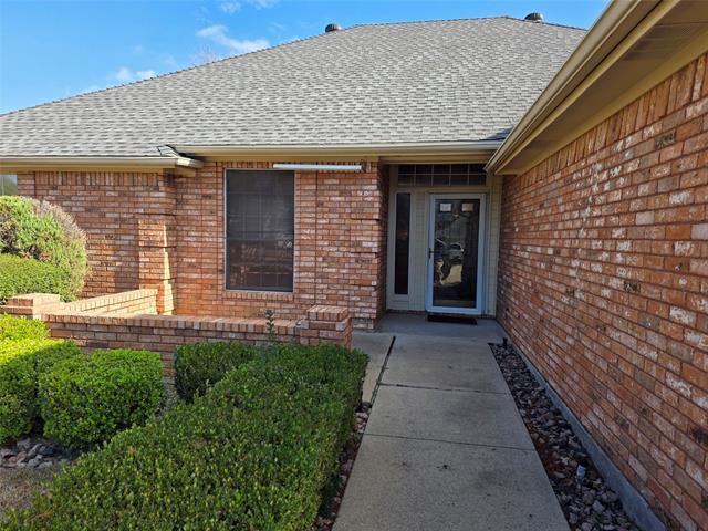 Building Photo - 2308 Welch Pl