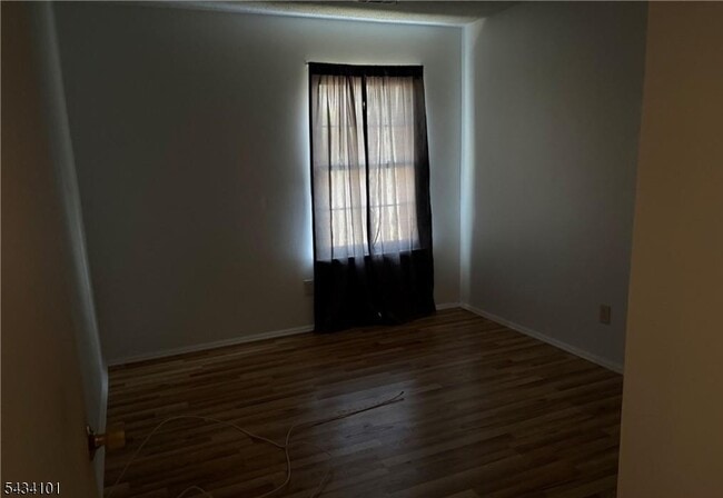 Building Photo - 2513 Lighthouse Ln