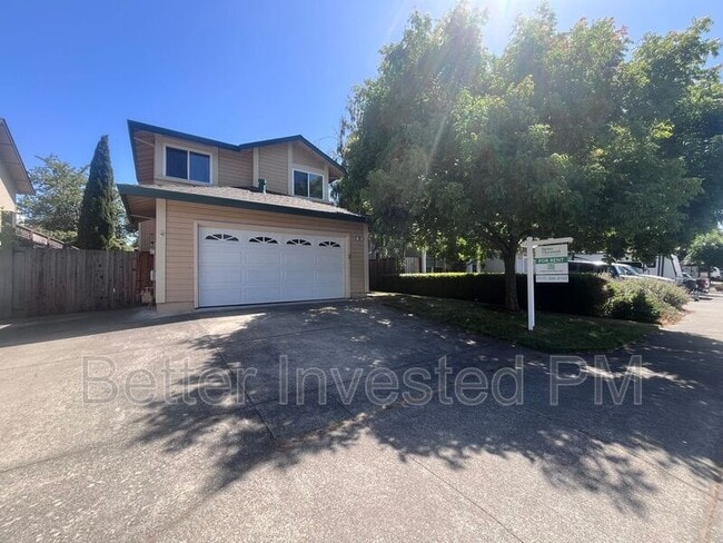 Primary Photo - 674 Claudius Way