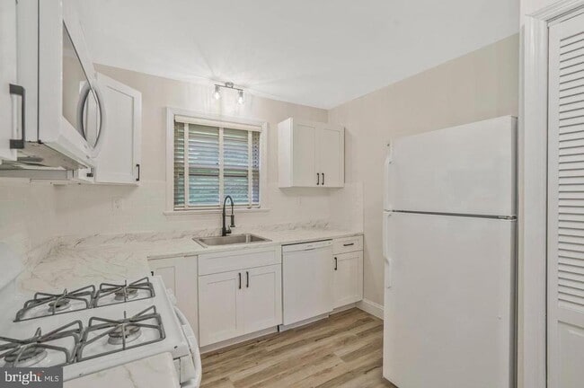 Building Photo - 3977 26th St N