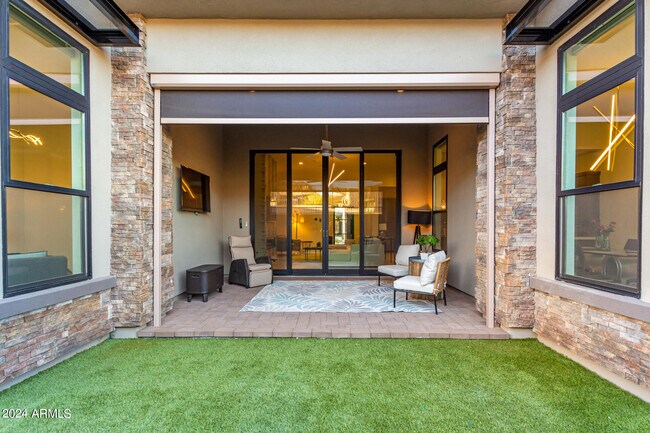 Building Photo - 12411 E Troon Vis Dr