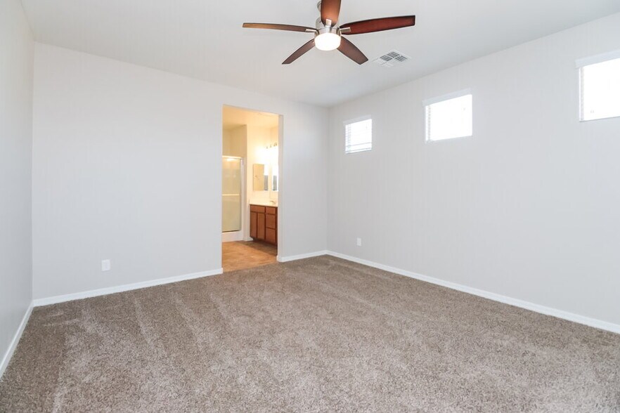 Building Photo - 4520 W Alabama Ln