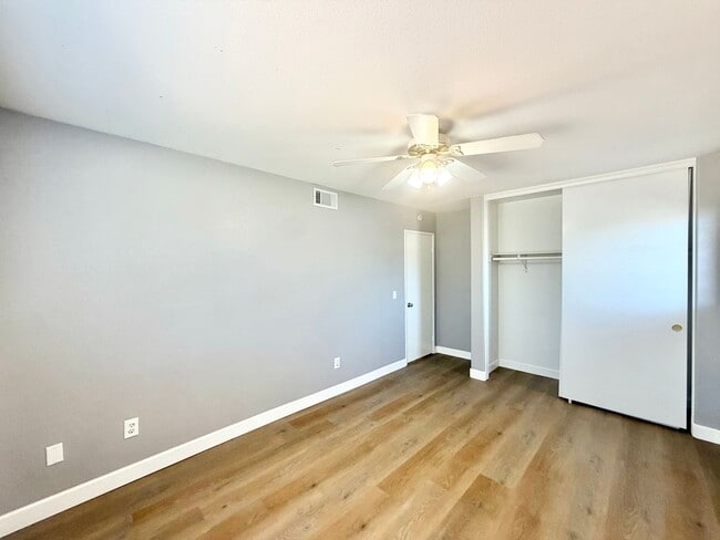 Building Photo - Spacious 5 Bedroom Home with 3 Car Garage & Primary Suite Balcony