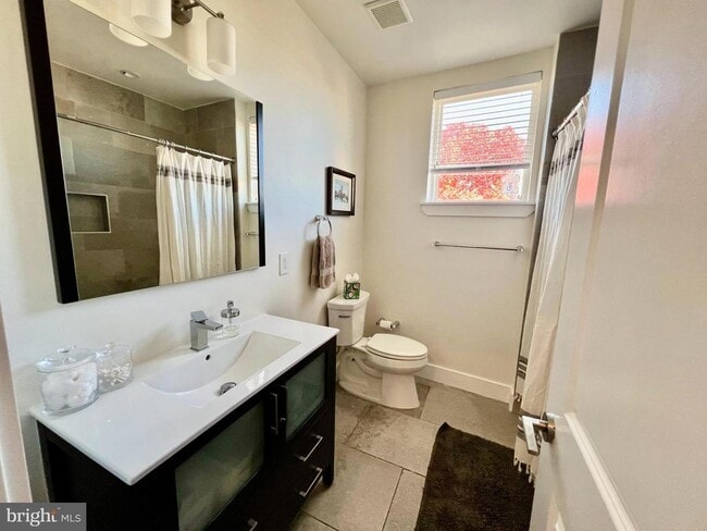 Building Photo - 1246 S Hancock St