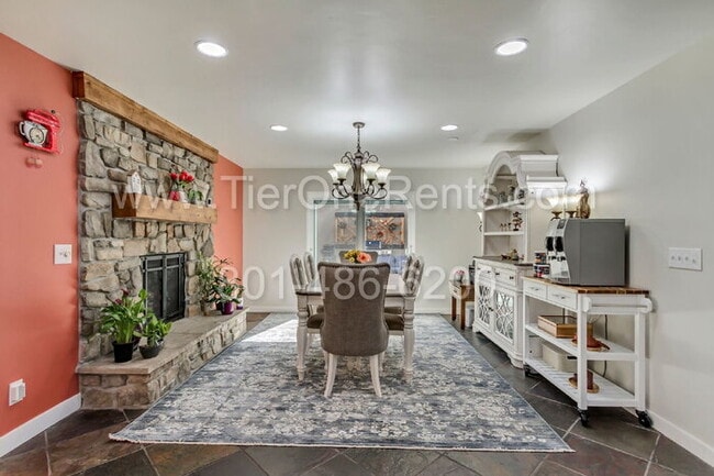 Building Photo - This property offers a NO DEPOSIT option a...