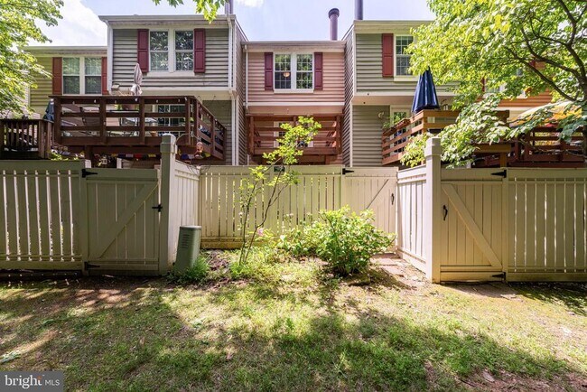 Building Photo - 1931 Belmont Ridge Ct