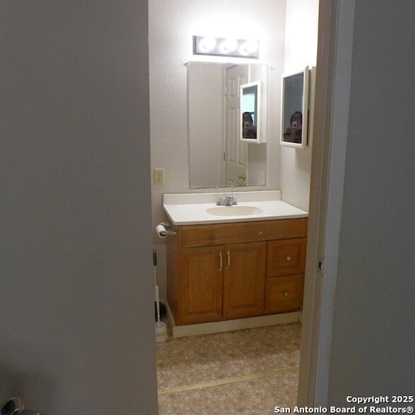 Building Photo - 50140 I-10