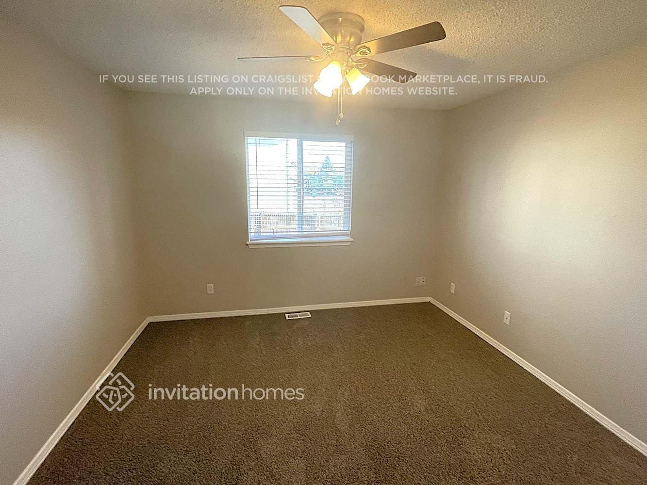 Building Photo - 4572 S Buckley Way