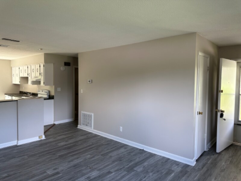 Building Photo - 3814 Cherwood Ln