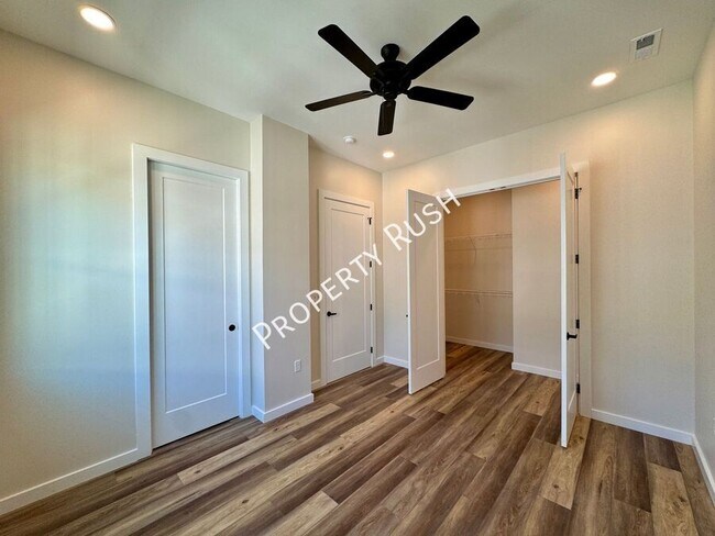 Building Photo - 1857 Zeta Way