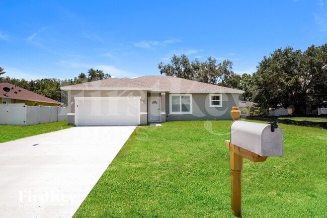 Building Photo - 453 Magpie Ct