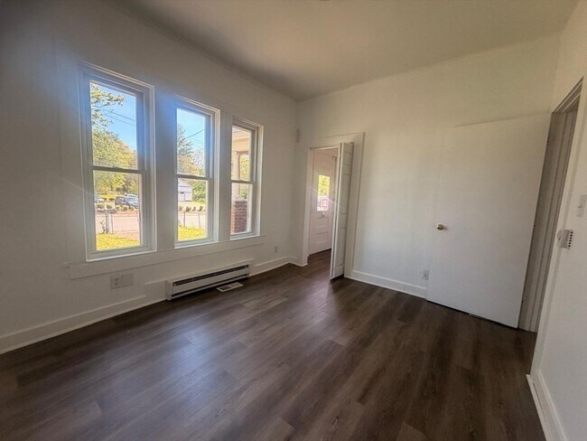 Building Photo - 416 Middleboro Ave
