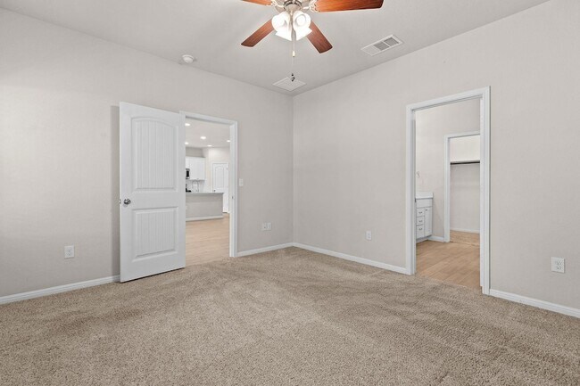 Building Photo - 2205 Singletree Bend
