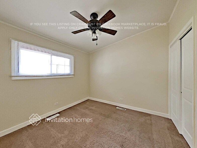 Building Photo - 778 N Elmwood Dr
