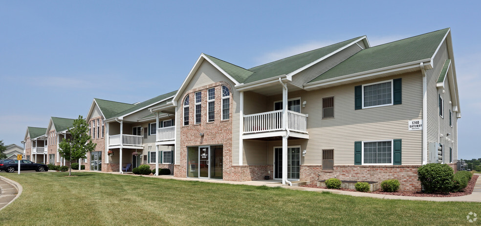 Hawks Ridge Apartments - 1750 Gateway Blvd Beloit WI 53511 | Apartment ...