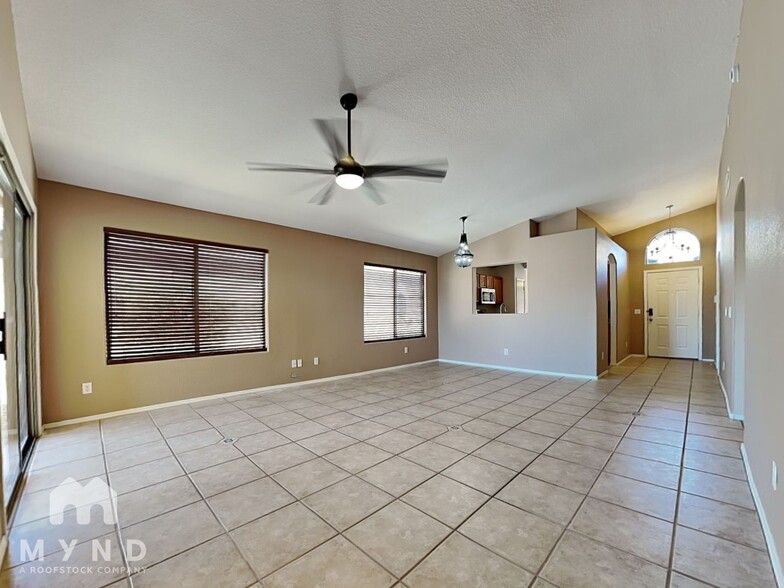 Building Photo - 25822 N 65th Ave