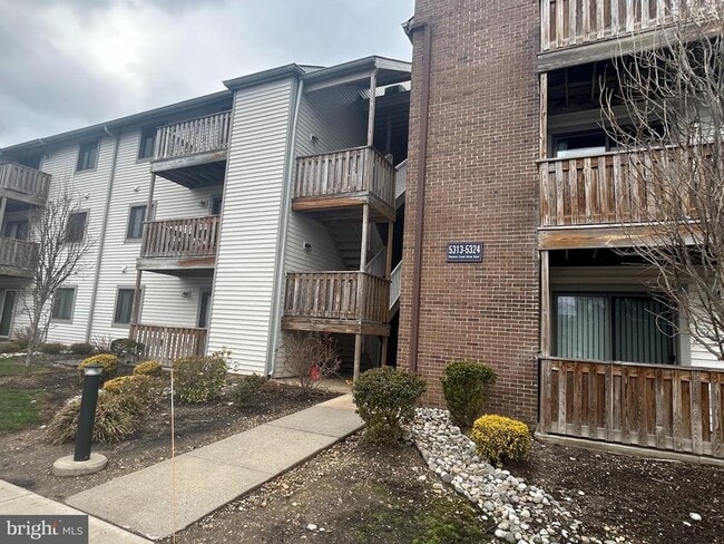 Building Photo - 5317 Ravens Crest Dr