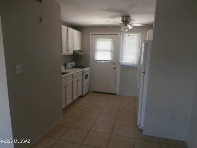 Building Photo - 478 S Paseo Cerro