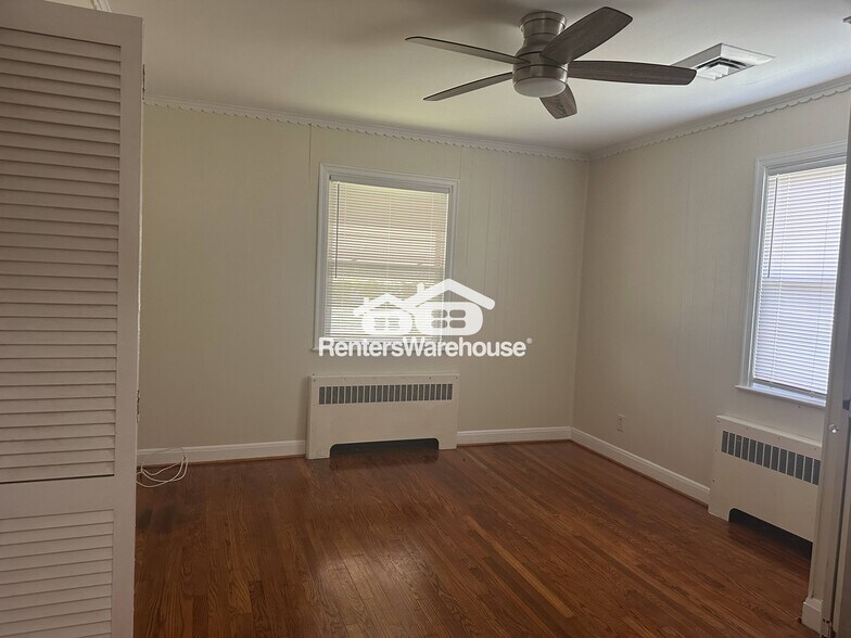 Building Photo - 2924 Cub Hill Rd