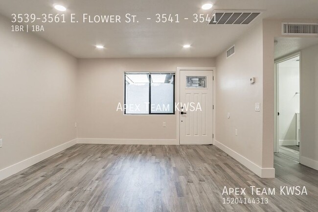 Building Photo - $1095-Beautiful & Contemporary 1 Bed /1 Ba...