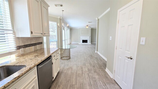 Building Photo - 9906 Murray Landing