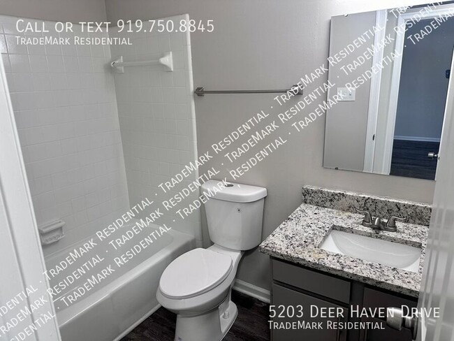 Building Photo - 5203 Deer Haven Dr