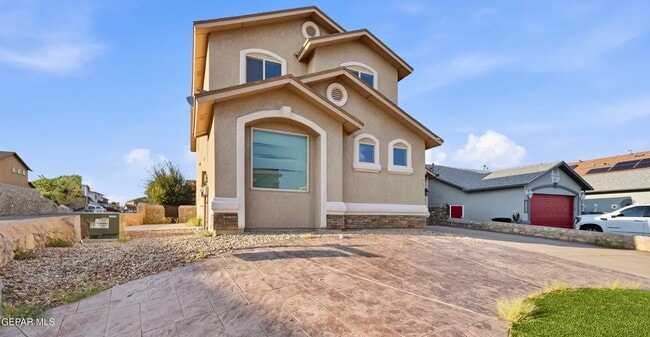 Building Photo - 13255 Emerald Isle St