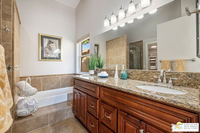 Building Photo - 50280 Spyglass Hill Dr