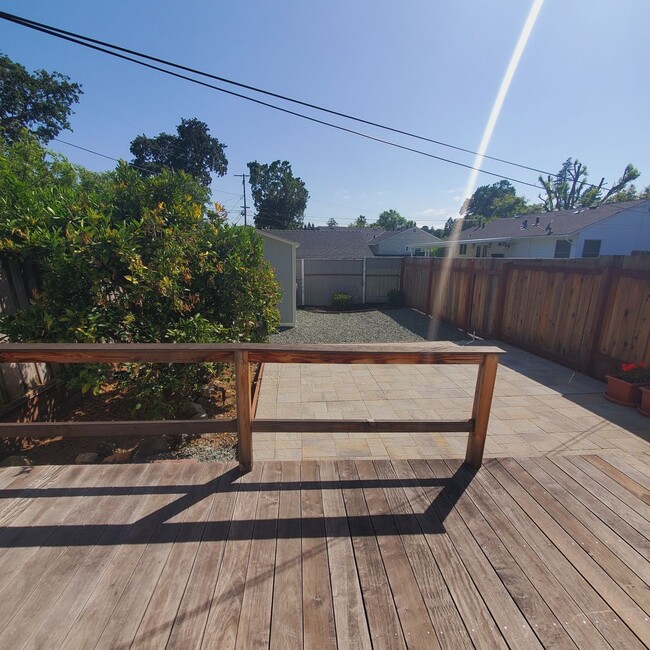 Building Photo - A Great Value in Pleasant Hill Poet's Corn...