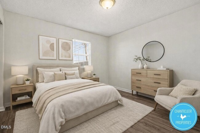 Building Photo - 115 Florence St