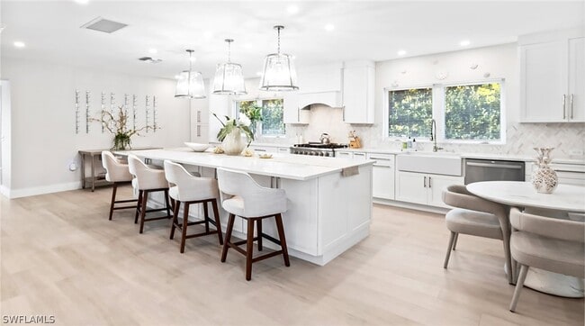 Building Photo - 440 Kingstown Dr