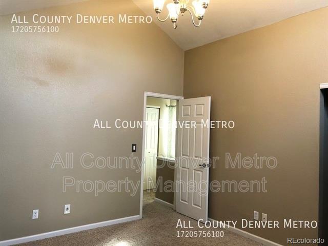 Building Photo - 380 Elati St