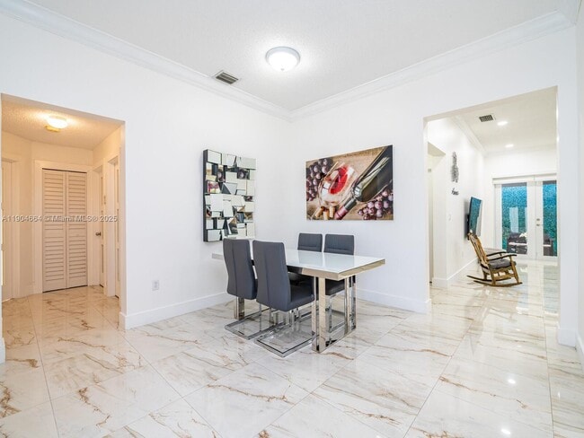 Building Photo - 16332 SW 83rd Ln