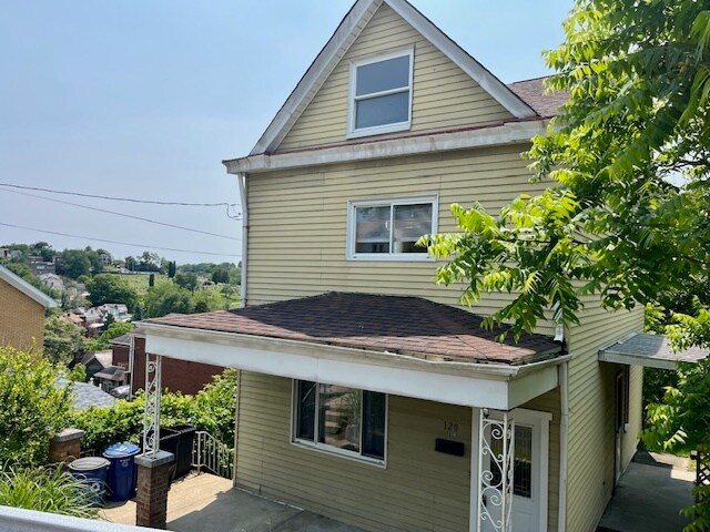 Building Photo - 120 Reifert St
