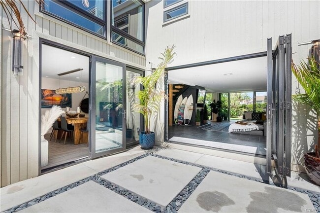 Building Photo - Huntington Harbor Coastal Retreat