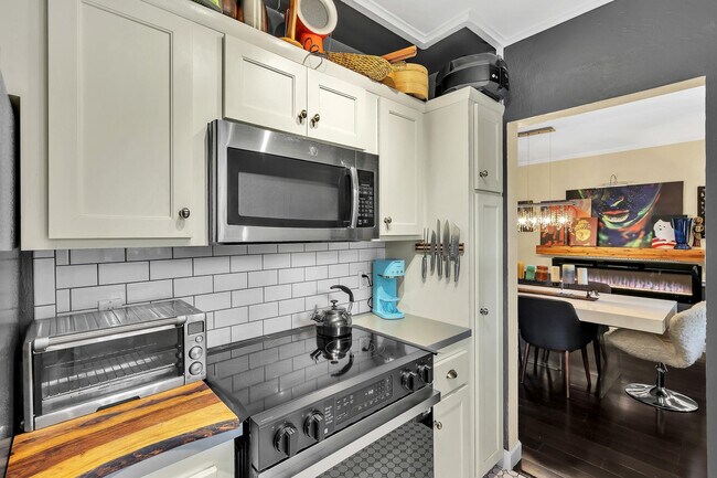 Building Photo - 1509 NW 4th Ave