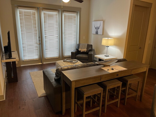 Building Photo - 5720 Carnegie Blvd