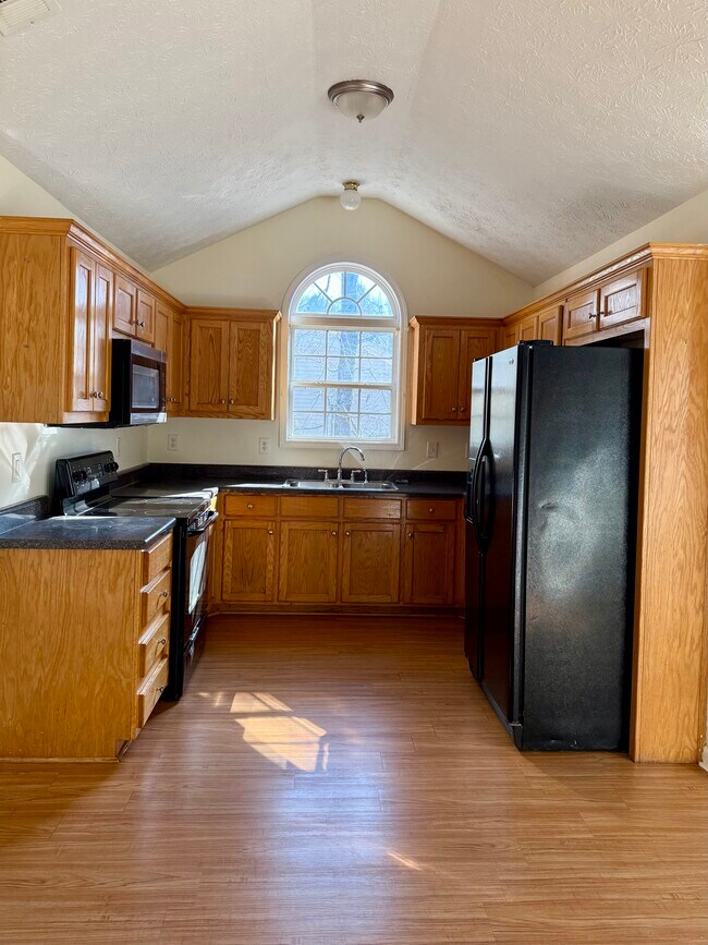 Building Photo - 106 Wesley Way